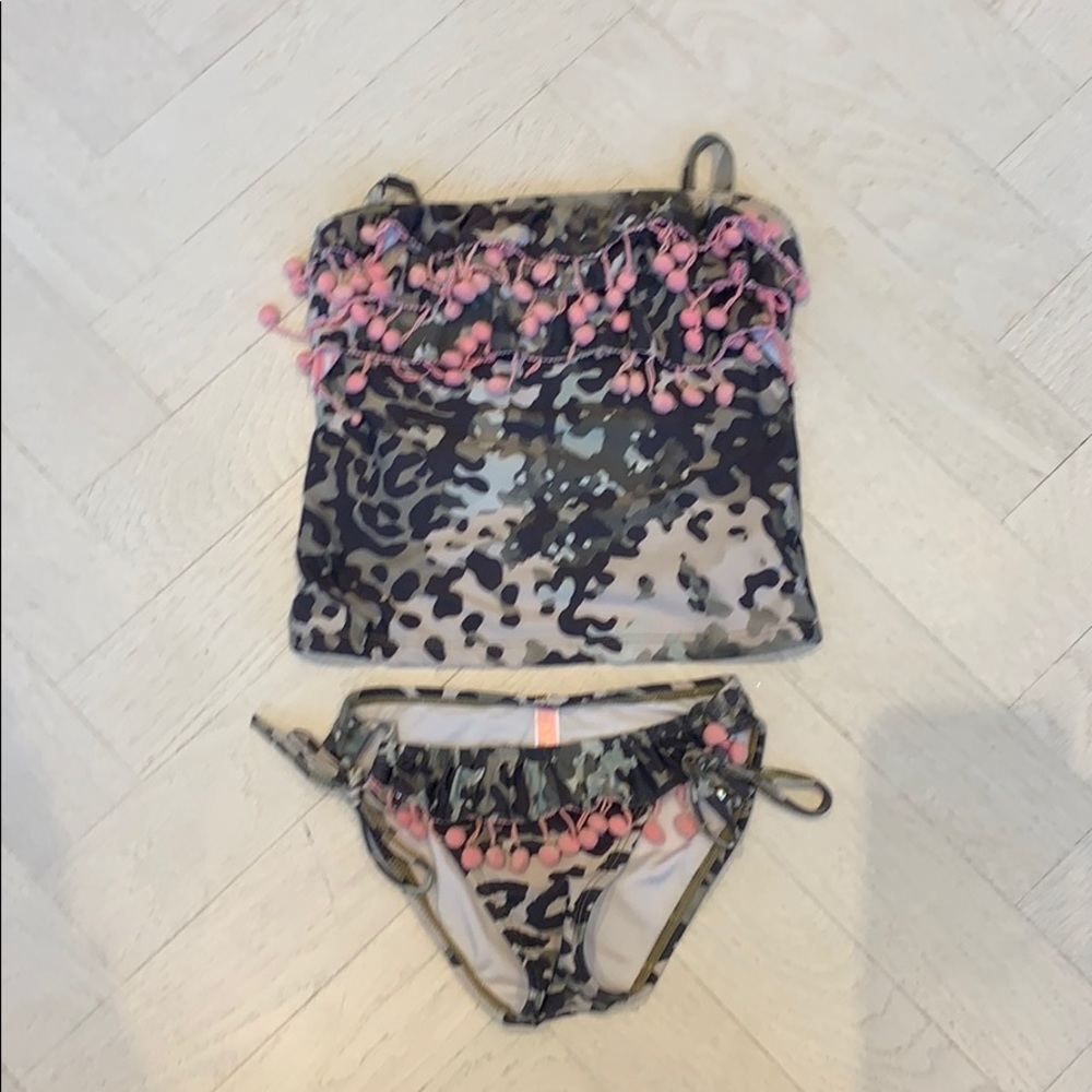 Pilly Q Girls Tankini swimsuit size 8 camouflage